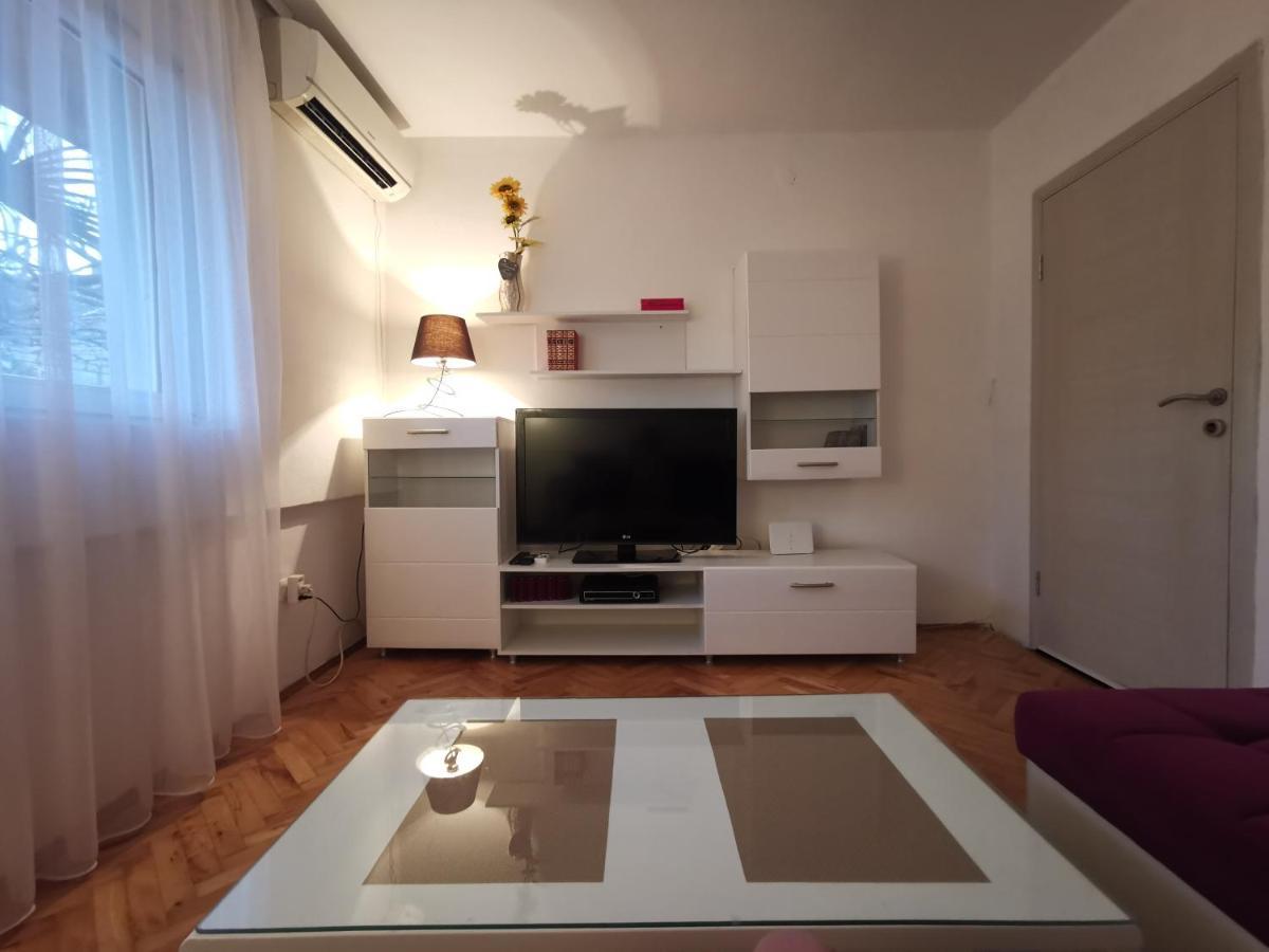 Art Apartment Ποντγορίτσα Εξωτερικό φωτογραφία